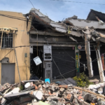 Foto de una casa completamente destruida por el terremoto del 10 de agosto de 2026.