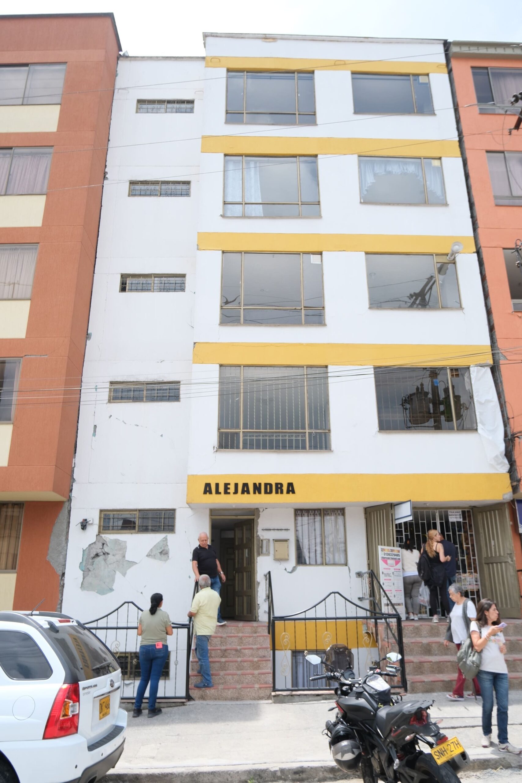 Chipre: muchas grietas y cero turistas