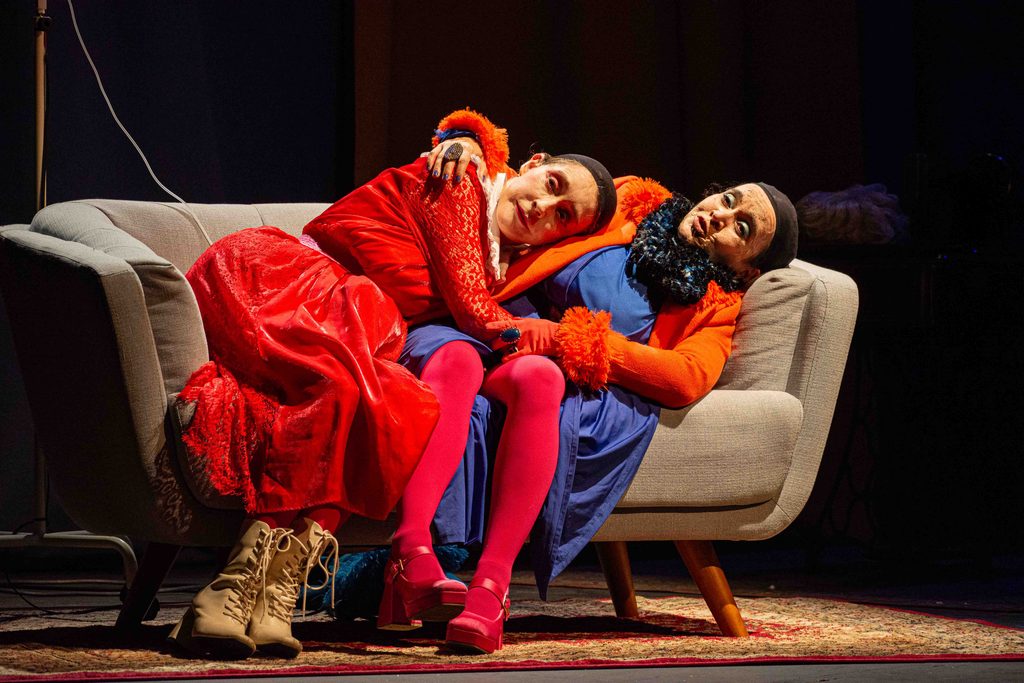 Picados por el bicho del teatro