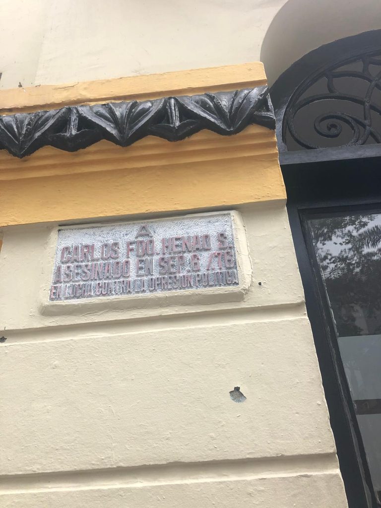 Un crimen, un estudiante, el terremoto y escombros de la memoria Un crimen, un estudiante, el terremoto y escombros de la memoria