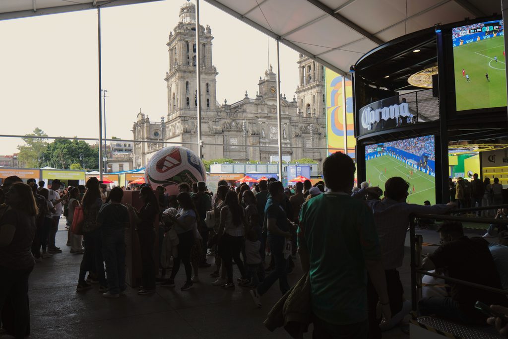 El fútbol en la calle, cinco momentos desde las esquinas del Mundial