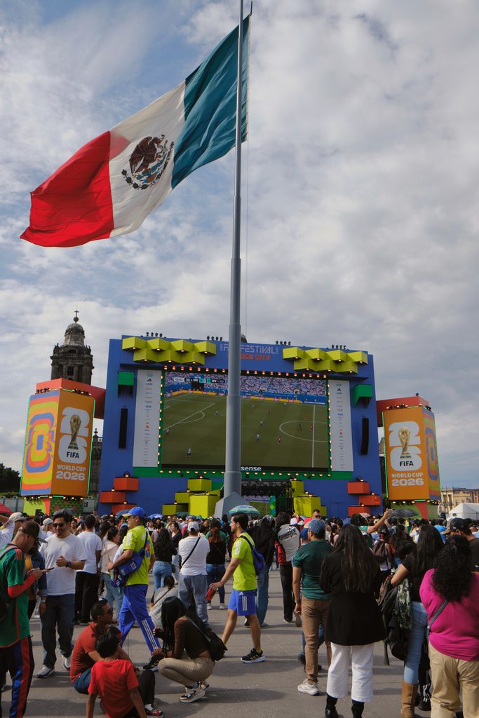 El fútbol en la calle, cinco momentos desde las esquinas del Mundial