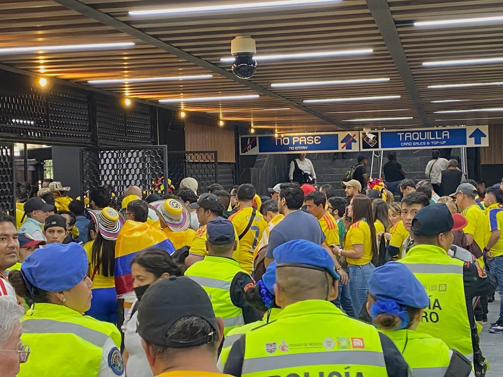El fútbol en la calle, cinco momentos desde las esquinas del Mundial