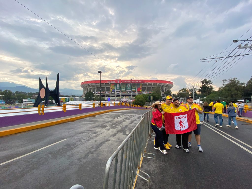 El fútbol en la calle, cinco momentos desde las esquinas del Mundial