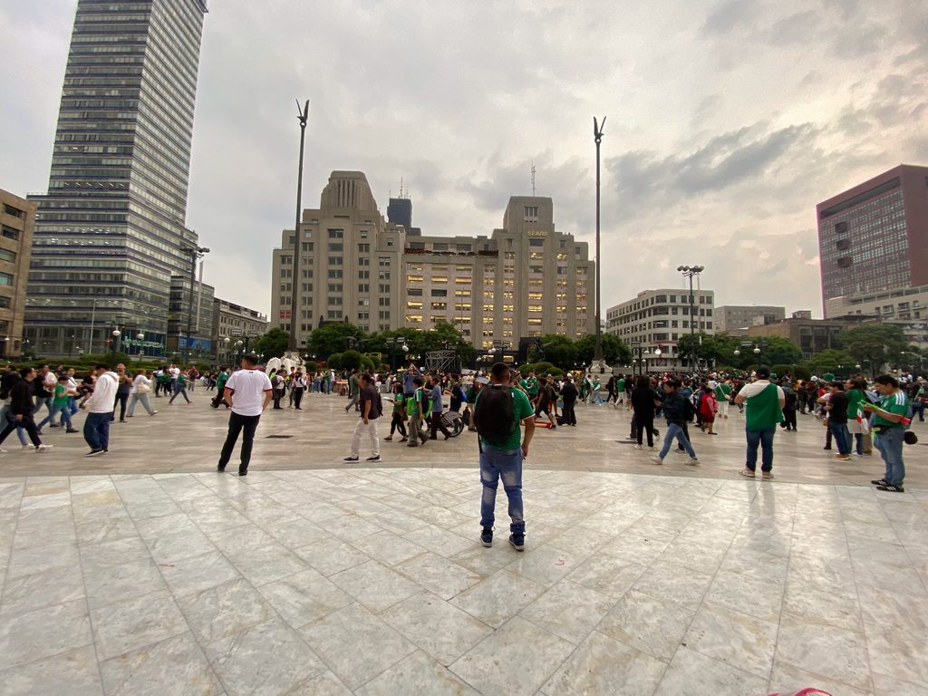 El fútbol en la calle, cinco momentos desde las esquinas del Mundial