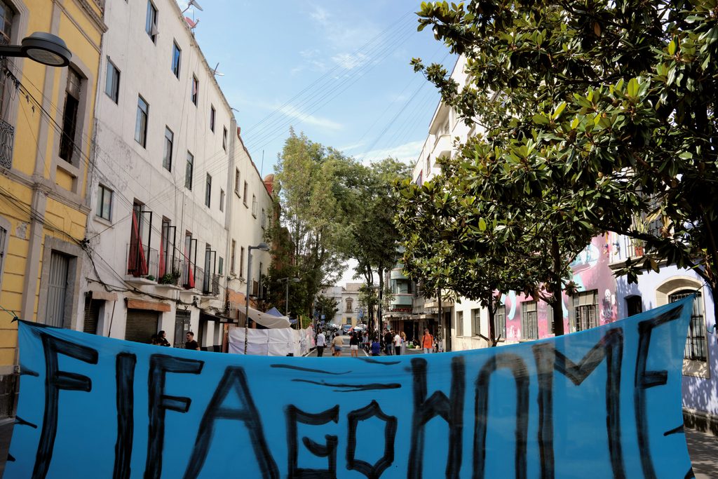 El fútbol en la calle, cinco momentos desde las esquinas del Mundial
