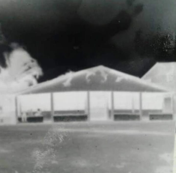 Luz y memoria: el fuego ancestral de las hijas de Orika