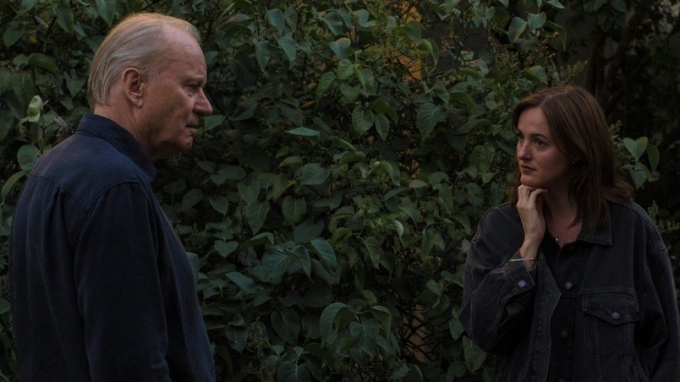 Joachim Trier ha dirigido películas como Reprise (2006), Oslo, 31 de agosto (2011), Más fuerte que las bombas (2015), Thelma (2017) y La peor persona del mundo (2021).