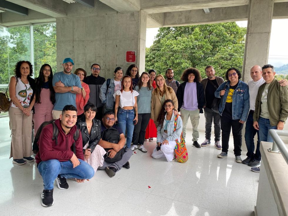 Estudiantes y docentes del Diplomado en Escritura Creativa de la Universidad Tecnológica de Pereira.