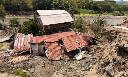 Casas de la vereda Colombia Kilómetro 41 colapsadas durante el terremoto.