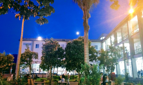 Universidad de Caldas, Facultad de Ciencias Jurídicas y Sociales, foto tomada el 24 de agosto de 2018,