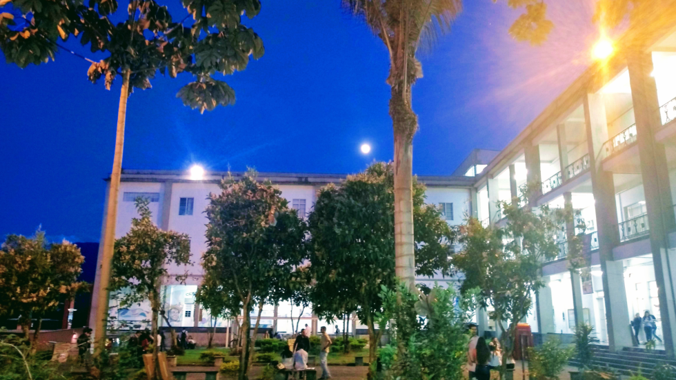Universidad de Caldas, Facultad de Ciencias Jurídicas y Sociales, foto tomada el 24 de agosto de 2018,