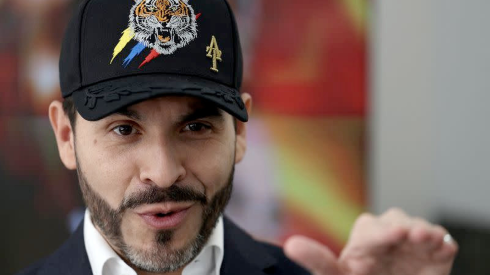 Mordisco de perro y de tigre