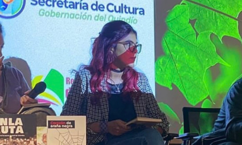 María Camila Cabrera Celis en la presentación del libro editado “La palabra elegida” de Carmelina Soto.