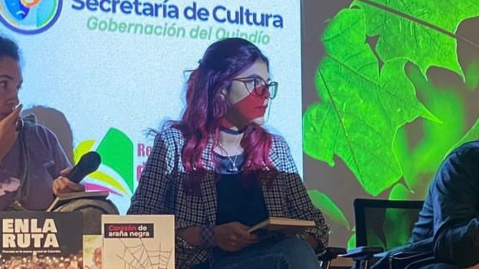 María Camila Cabrera Celis en la presentación del libro editado “La palabra elegida” de Carmelina Soto.