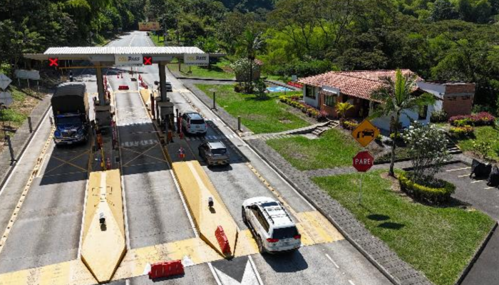 Peaje Santágueda, en la Autopista del Café.