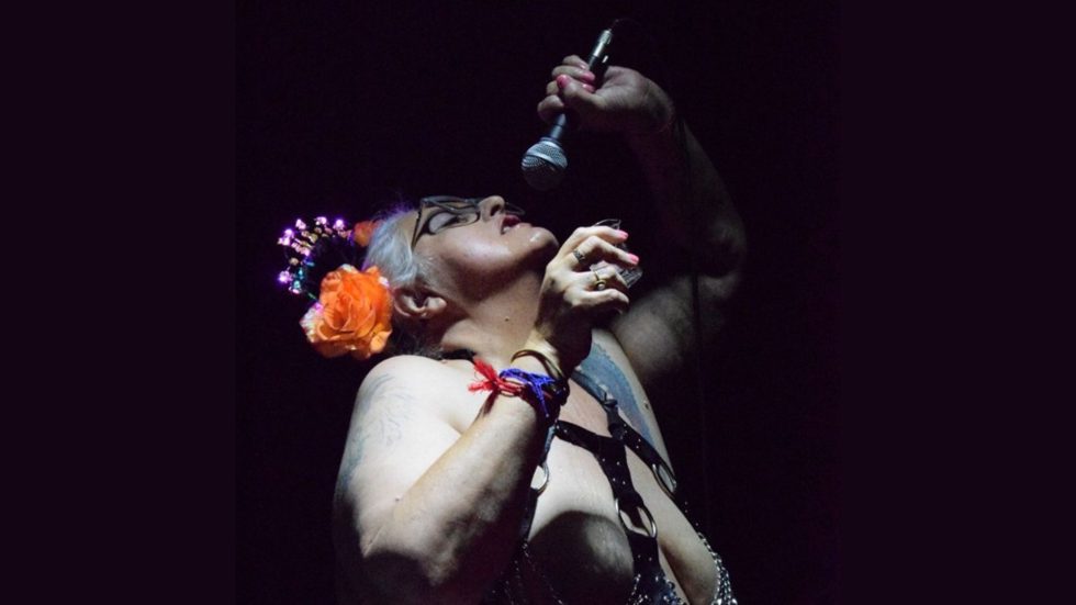 Erika Bulle y sus Textos pesados. /