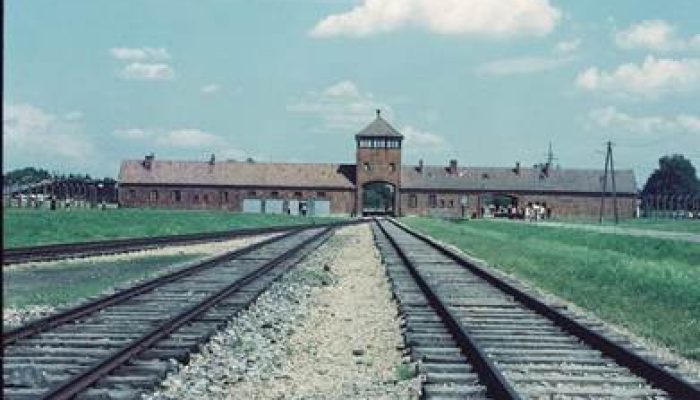 Entrada a Auschwitz /